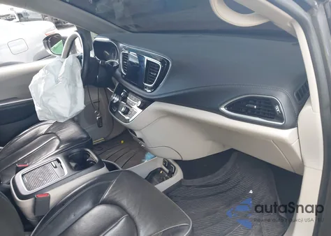 2017 Chrysler Pacifica Limited z USA, uszkodzony, nr VIN 2C4RC1GG3HR712494